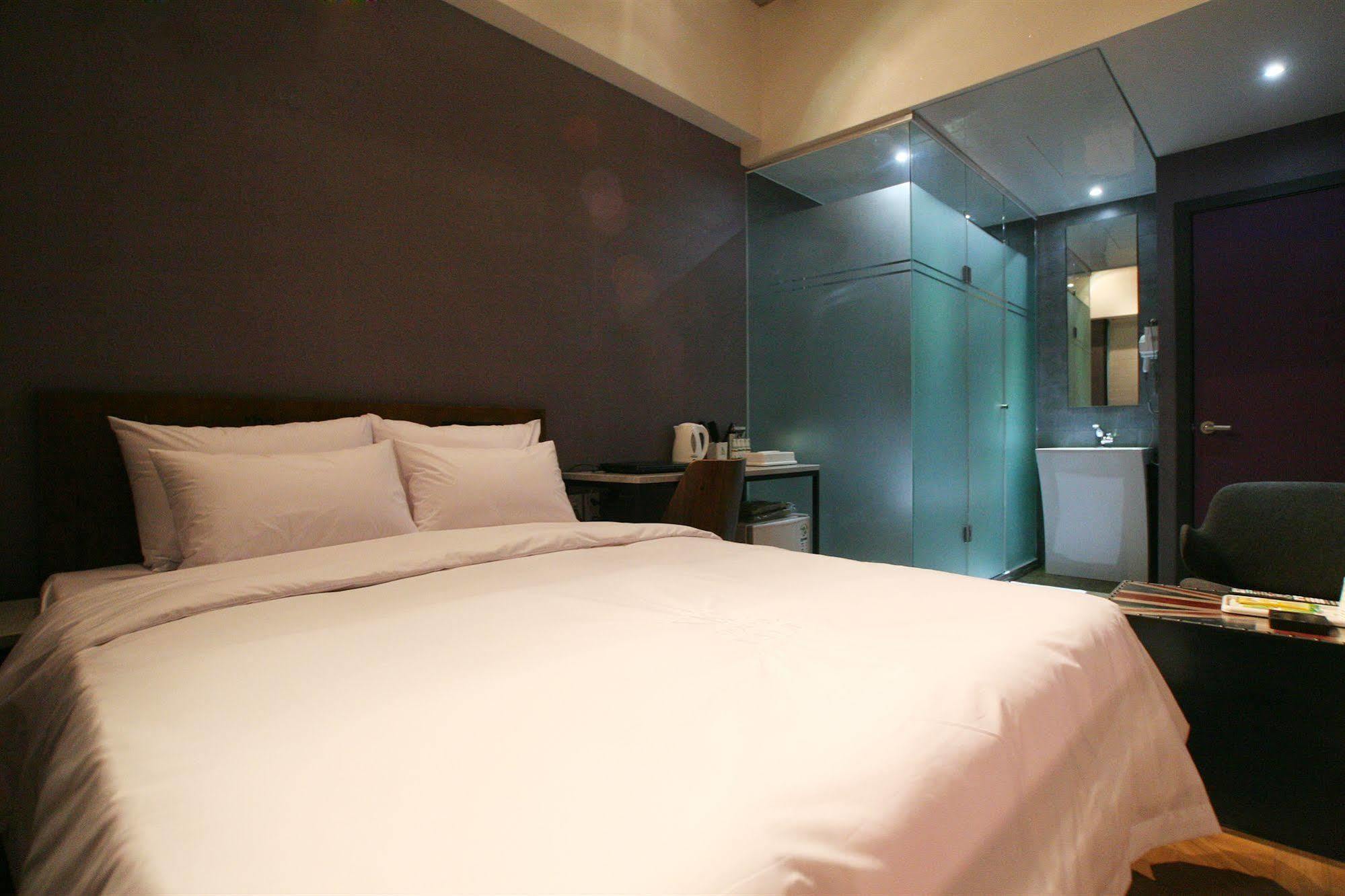 Vvalt Hotel Seoul Exterior photo